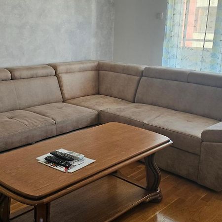 Nakii Apartmani 포드고리차 외부 사진
